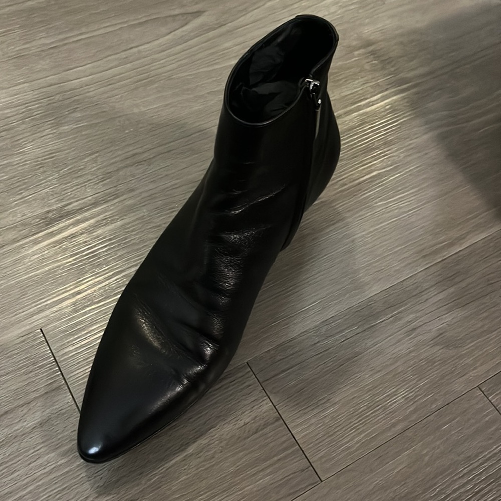 Saint Laurent (YSL) Chelsea Boots (Black) - Picture 5 of 9